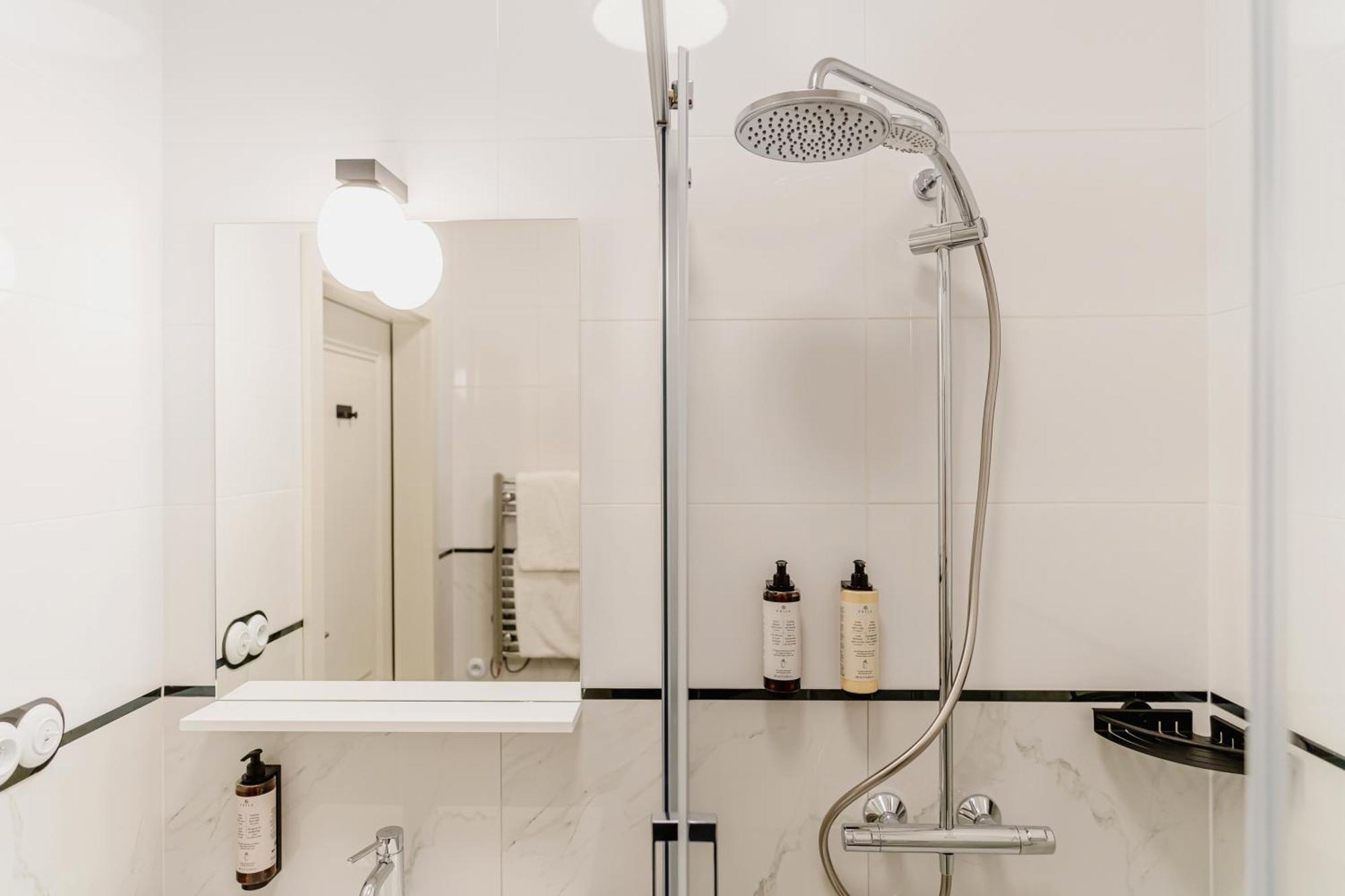 N33 Premium Apartments Old Town Krakow - Destigo Hotels ห้อง รูปภาพ